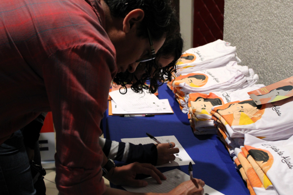 Firma de asistencia de El sueño de Alicia